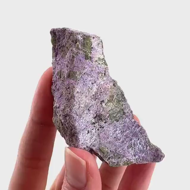 Stichtite | raw purple stichtite with serpentine, mineral specimen from South Africa
